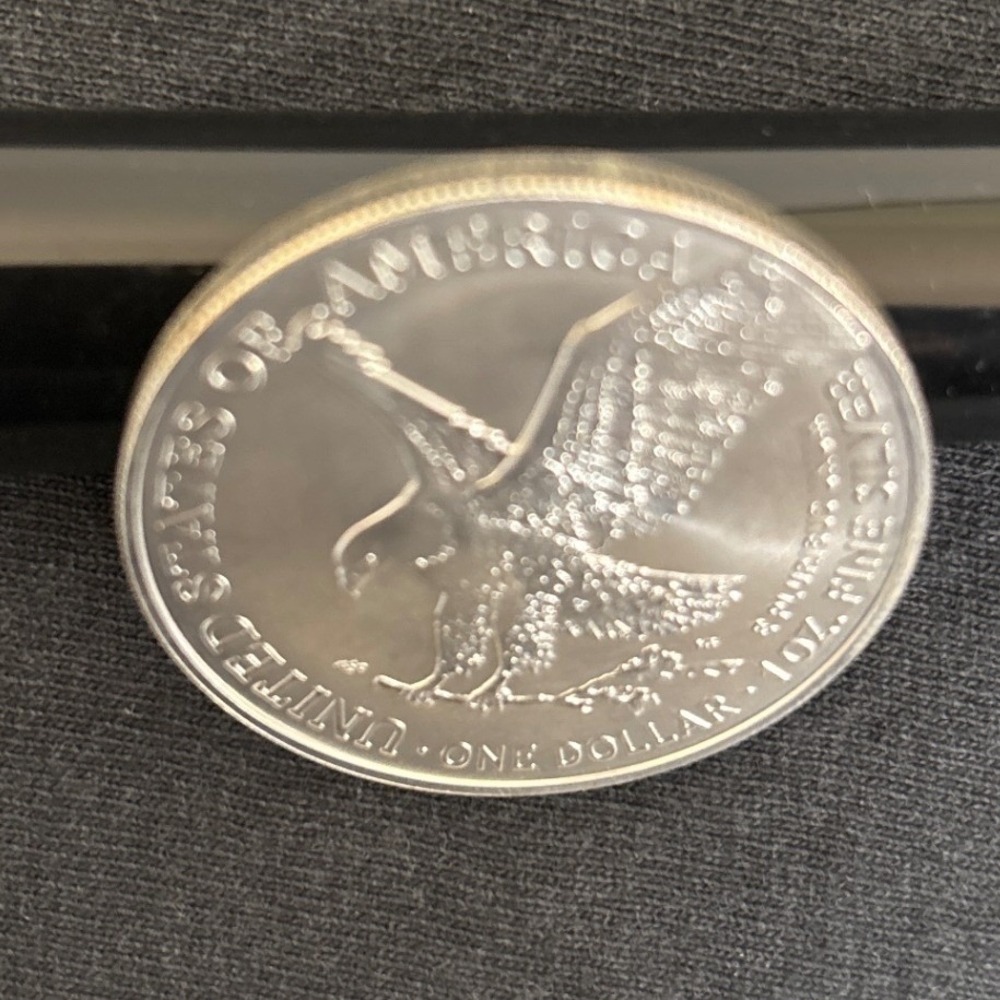 2022 American Silver Eagle 1oz .999 Fine Silver Dollar Coin Type 2 Uncirculated - Picture 4 of 4